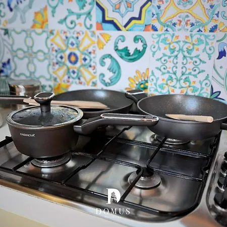 Domus Derthona Ester Mietta Apartament *