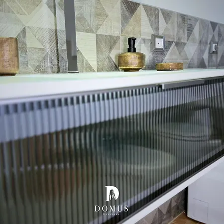 Domus Derthona Ester Mietta Apartament *