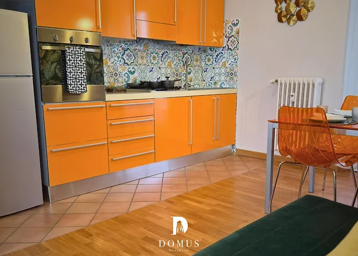 아파트 Domus Derthona Ester Mietta *